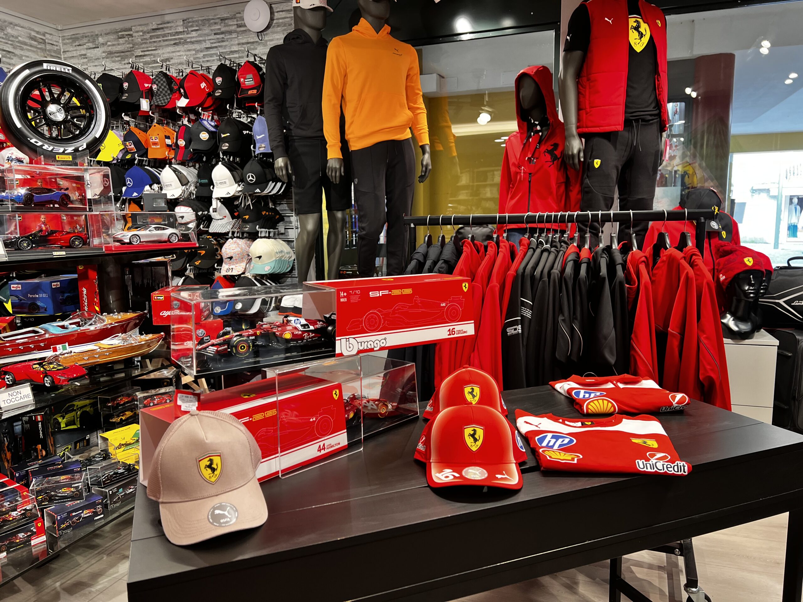 Peroni Motor Sport Lab - Negozi Motorsport a Sirmione, Verona e Salò